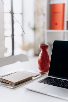AI writing assistant